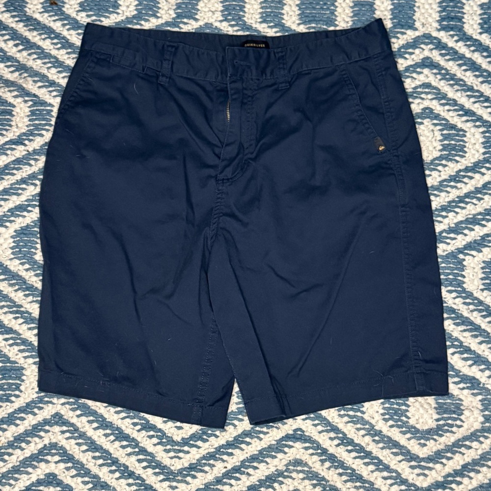Quiksilver- casual shorts